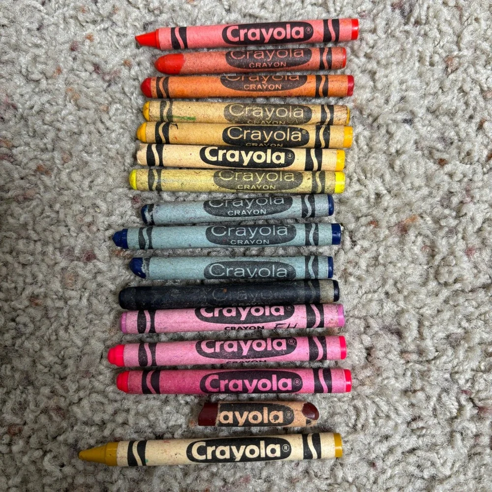 Vintage Crayola Crayon Lot Binney & Smith USA Retired Colors Thistle Goldenrod *